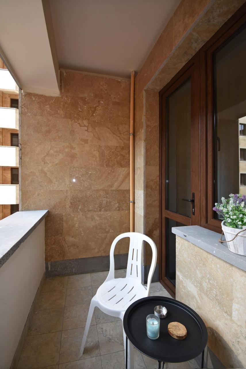 Yerevan4You Patio Exterior foto